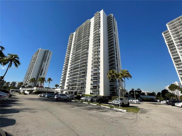 Eldorado Towers, 3675 N Country Club Dr #1008, Aventura, Florida 33180, image 2