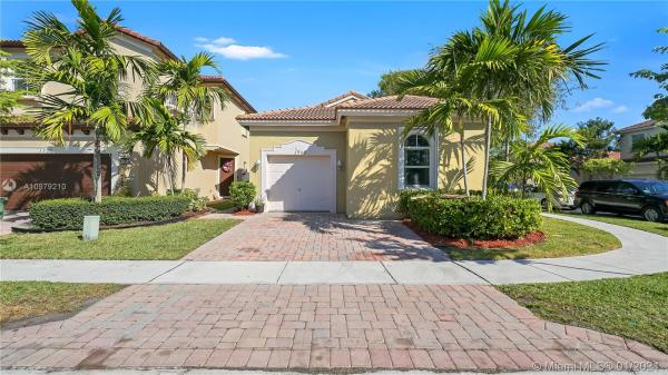 Portofino Palms, 3983 NE 12th Dr, Homestead, Florida 33033, image 2