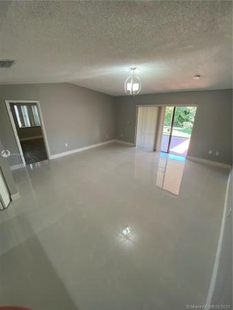 Westbrooke Twin Homes, 2437 SW 110th Ave #I, University Park, Florida 33165, image 2