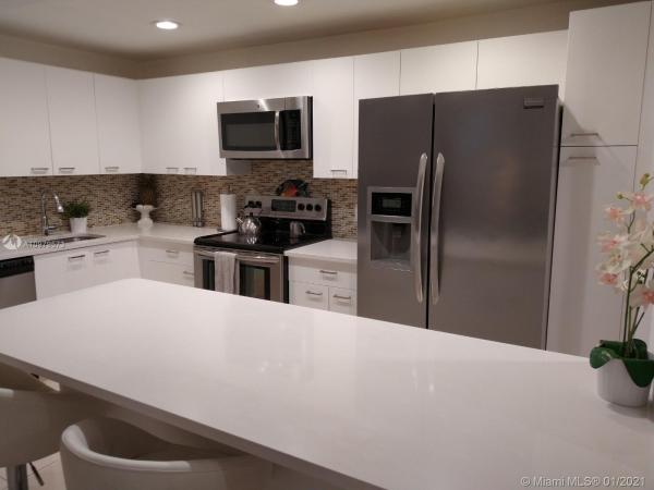 Southview At Aventura, 3350 NE 192nd St #4Q-B, Aventura, Florida 33180, image 1
