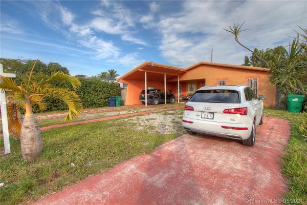 Coral Villas, 3511 SW 67th Ave, Coral Terrace, Florida 33155, image 2