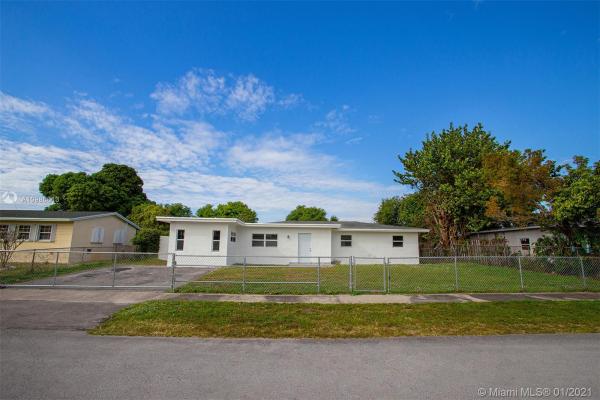 Carol City, 4401 NW 174 Dr #, Miami Gardens, Florida 33055, image 2