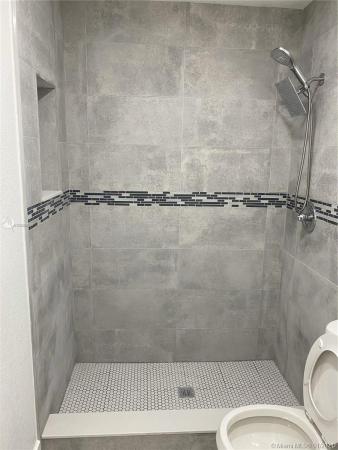 Leslie Estates, 3142 NW 196th St, Miami Gardens, Florida 33056, image 2