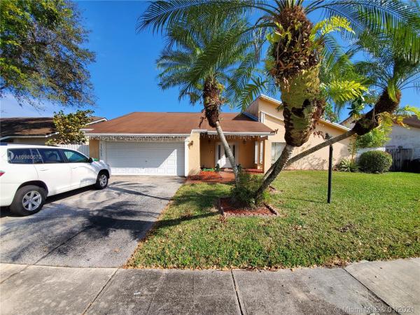 Shores Calusa, 11021 SW 139th Ave, The Hammocks, Florida 33186, image 2