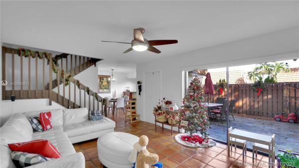 Village At Lake Pine, 1167 SW 120th Way, Davie, Florida 33325, image 2