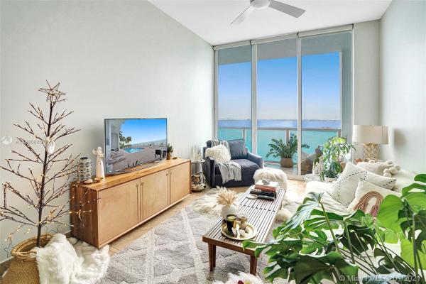 New Wave, 725 NE 22nd St #15C, Miami, Florida 33137, image 1