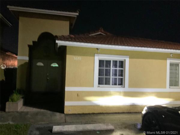 Los Palacios, Hialeah Gardens, Florida 33018, image 2