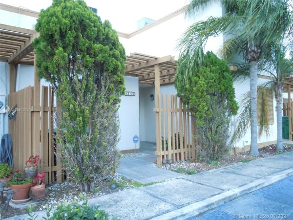 Trail Run, 13177 SW 10th Ln, Tamiami, Florida 33184, image 2