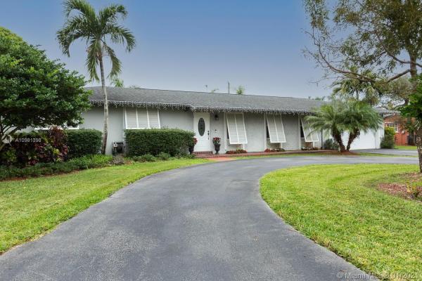 Melody Manor, 27440 SW 165th Ave, Redland, Florida 33031, image 2