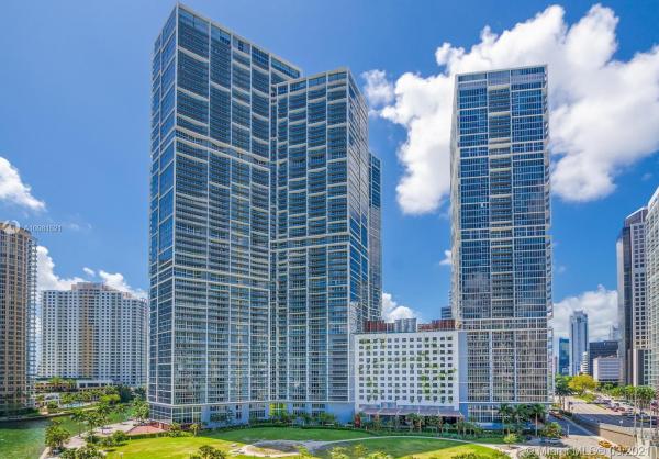 Icon Brickell Tower 3, 485 Brickell Ave #3707, Miami, Florida 33131, image 2