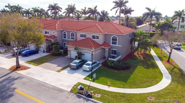 Somerset Cove At Vizcaya, 4952 SW 129th Ter, Miramar, Florida 33027, image 2