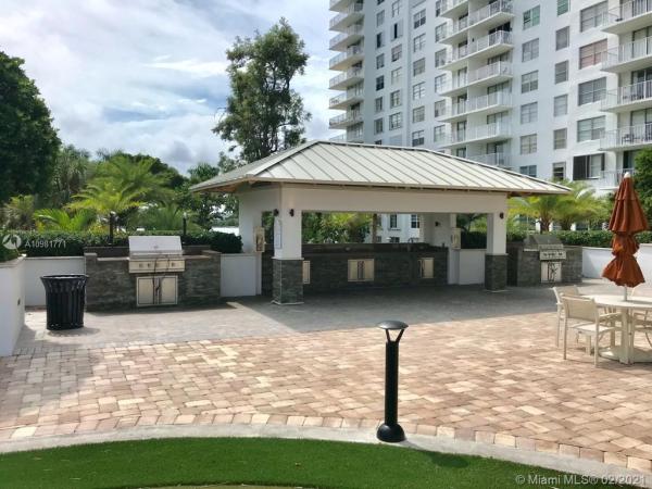 Admirals Port East, 2851 NE 183rd St #414E, Aventura, Florida 33160, image 2