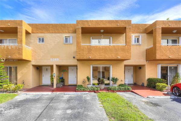 6249 SW 131st Pl #103, Kendale Lakes, Florida 33183, image 2