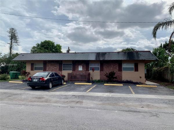 Sunshine Villas, 5300 NW 18th Pl, Lauderhill, Florida 33313, image 2