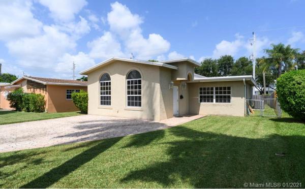 Hollywood Homesites, 1531 Liberty St, Hollywood, Florida 33020, image 2