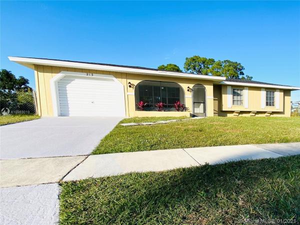 213 SW Dabney Dr, Florida 34983, image 2