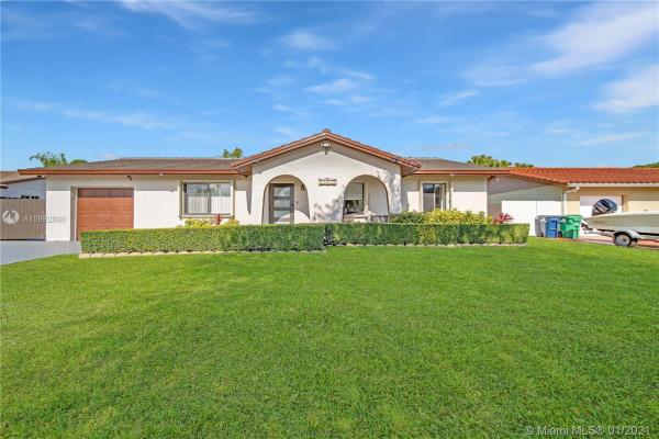 Westwind Lakes, 15039 SW 71st Ln, Kendall West, Florida 33193, image 2