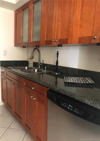 Winston Towers 400, 231 174th St #611, Sunny Isles Beach, Florida 33160, image 1