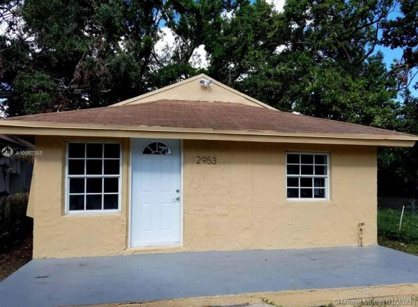 Roosevelt Park, 2953 NW 45th St, Brownsville, Florida 33142, image 2