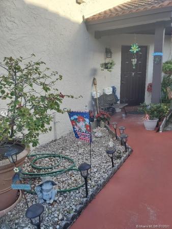 Village Homes At Lakes Of The Meadow, 15252 SW 46th Ln #ER68, Kendall West, Florida 33185, image 2