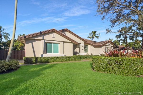 Poinciana Gardens, 7462 SW 120th Ave, Kendale Lakes, Florida 33183, image 2