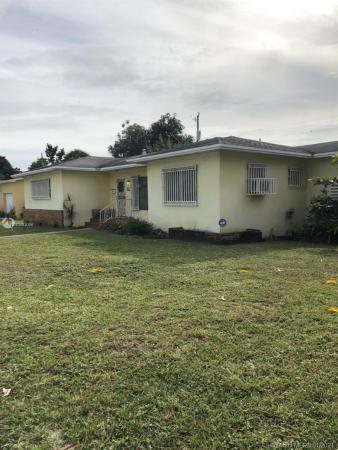300 NE 111th St, Unincorporated Dade County, Florida 33161, image 2