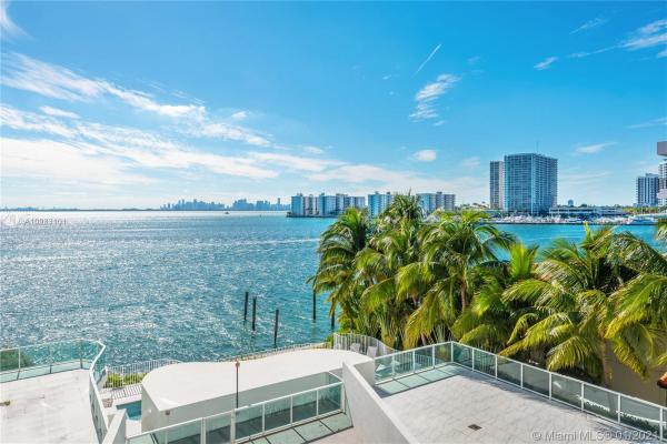 Baylights, 1910 Bay Dr #402, Miami Beach, Florida 33141, image 2