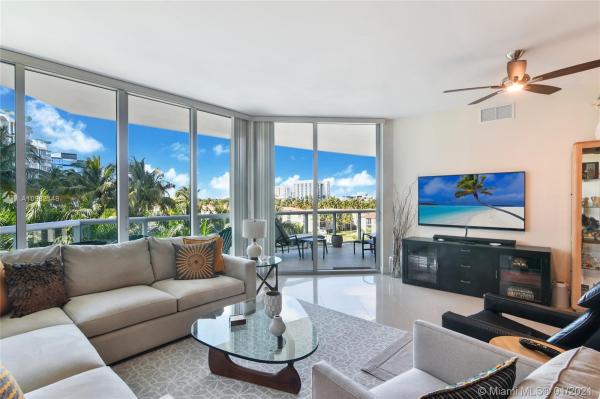 The Atrium At Aventura, 3131 NE 188th St #1-604, Aventura, Florida 33180, image 2