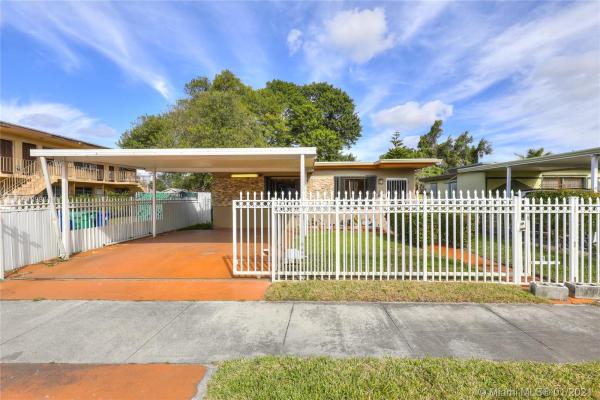 Hialeah Heights, 2743 NW 56th St, Brownsville, Florida 33142, image 2