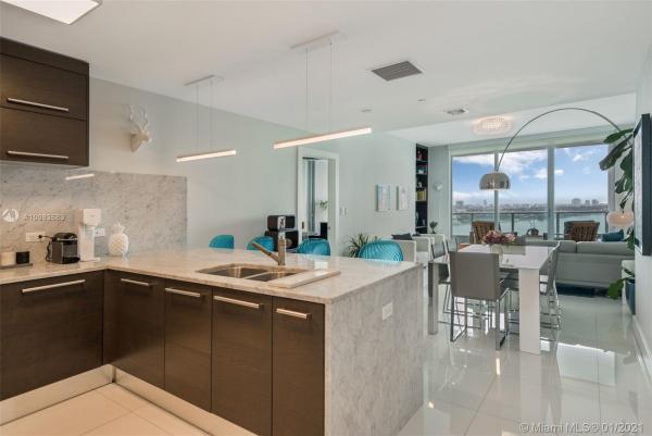 900 Biscayne Bay, 900 Biscayne Blvd #2109, Miami, Florida 33132, image 2