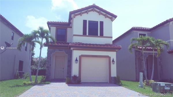 Sierra At The Vineyards, 3764 NE 1st St, Homestead, Florida 33033, image 2