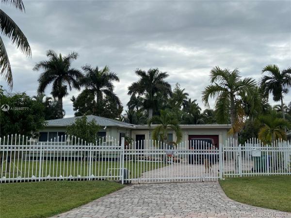 11540 W Biscayne Canal Rd, Unincorporated Dade County, Florida 33161, image 2