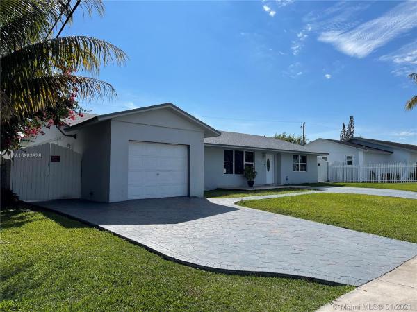 Fairway Lake South, 10800 SW 164th St, Palmetto Estates, Florida 33157, image 2