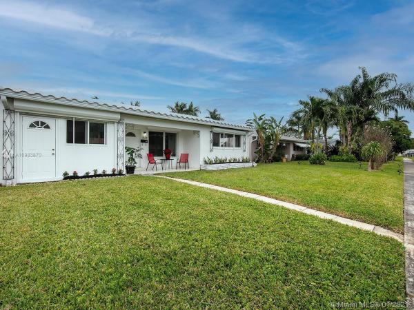 Hollywood Homesites, 1525 Shenandoah St, Hollywood, Florida 33020, image 2