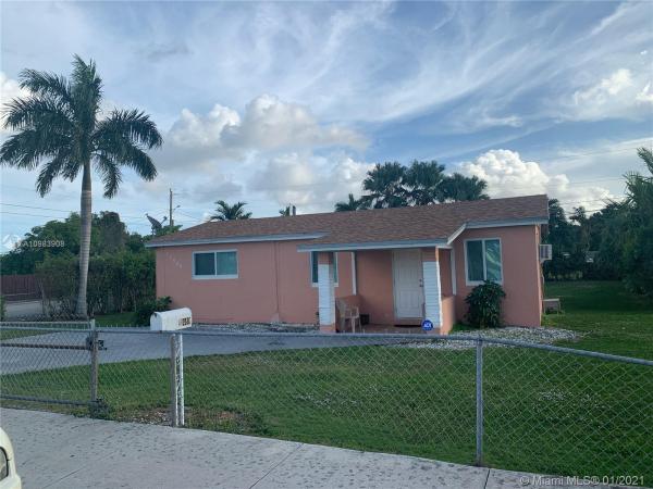 Dixie Pines, 11440 SW 220th St, Goulds, Florida 33170, image 2