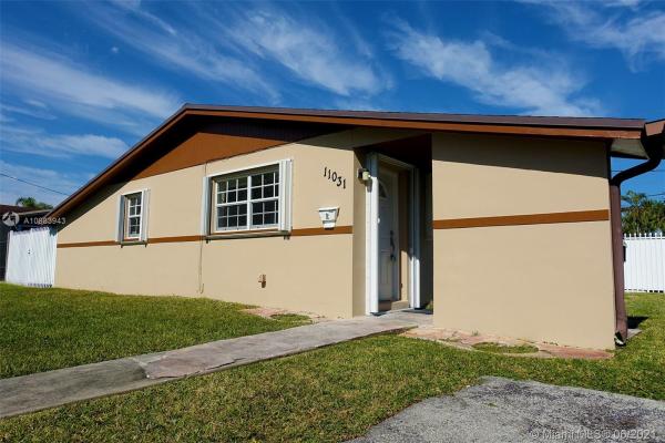 Westwood Estates, 11031 N Snapper Creek Dr, Sunset, Florida 33173, image 2