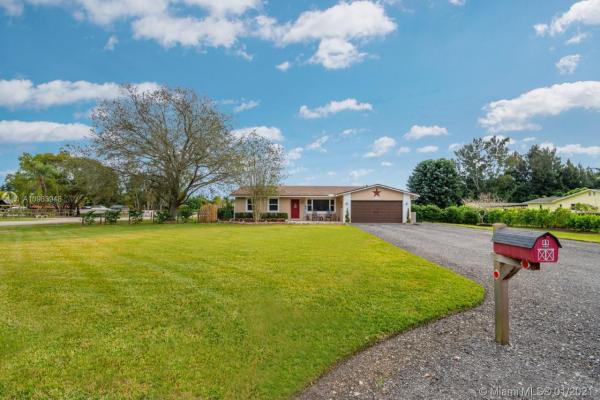 Country Acres, 5400 SW 188th Ave, Southwest Ranches, Florida 33332, image 2