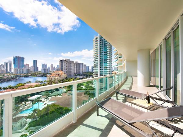 Towers Of Porto Vita North, 20155 NE 38th Ct #1604, Aventura, Florida 33180, image 2