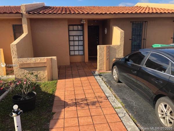 Villas Of Madeira, 9337 SW 5th Ln #9337, Fountainebleau, Florida 33174, image 2