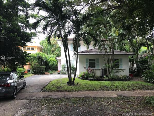 Riviera, 6820 Pallazzo St #, Coral Gables, Florida 33146, image 2