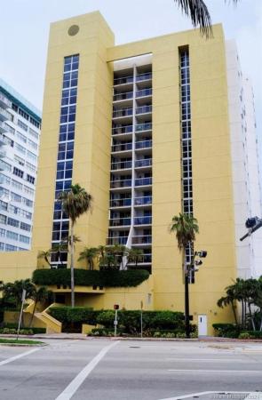 La Rive Gauche, 5880 Collins Ave #403, Miami Beach, Florida 33140, image 2