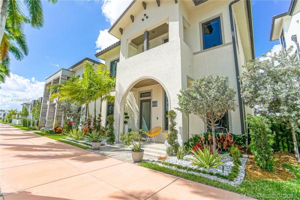 8225 Central Park Blvd, Doral, Florida 33166, image 2
