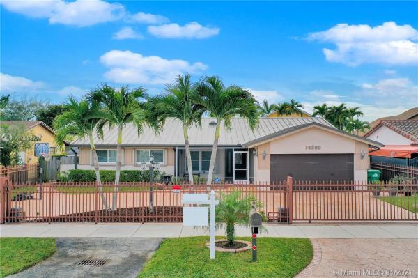 Woodfield, 14300 SW 105th Ter, The Hammocks, Florida 33186, image 2