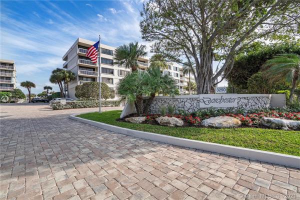 Dorchester Of Palm Beach, 3250 S Ocean Blvd, Palm Beach, Florida 33480, image 1
