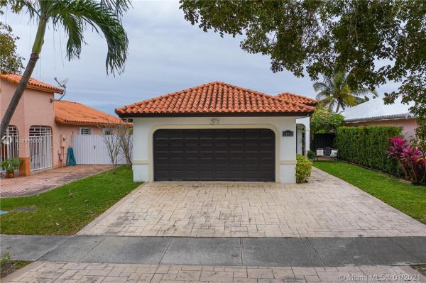 Villa Sevilla, 14941 SW 36th Ter, University Park, Florida 33185, image 2