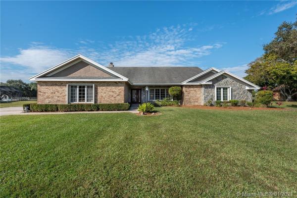 Whispering Pines, 3401 SW 131st Ter, Davie, Florida 33330, image 2