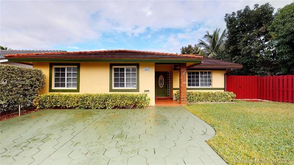 Munne Royal Homes, 14517 SW 98th Ter, The Hammocks, Florida 33186, image 2