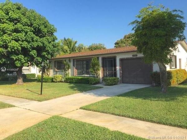 Coco Wood Lakes, 6347 Country Wood Way, Delray Beach, Florida 33484, image 2