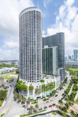 Opera Tower, 1750 N Bayshore Dr #2207, Miami, Florida 33132, image 2