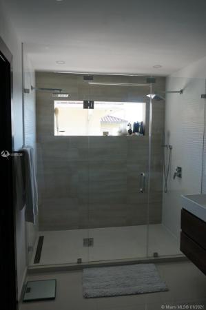 University Park West, 504 NW 136th Pl, Tamiami, Florida 33182, image 1